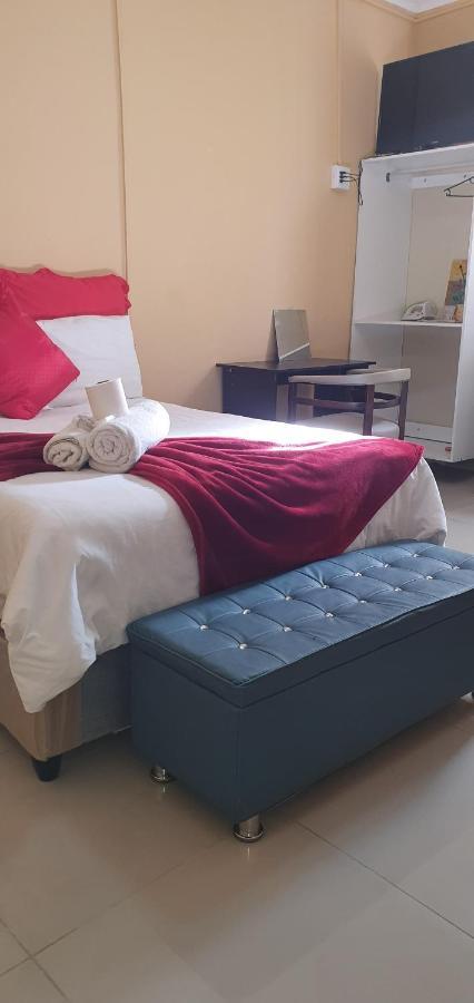 Helpful Lodge Cape Town Luaran gambar