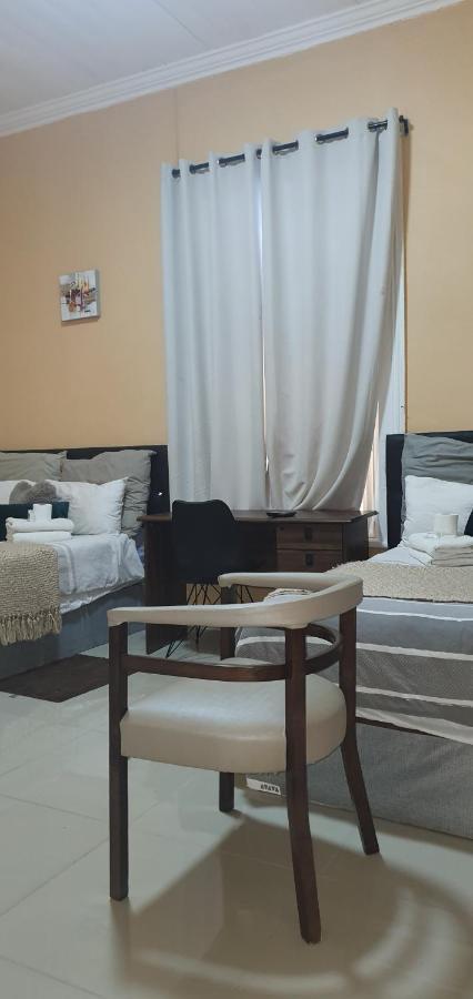 Helpful Lodge Cape Town Luaran gambar